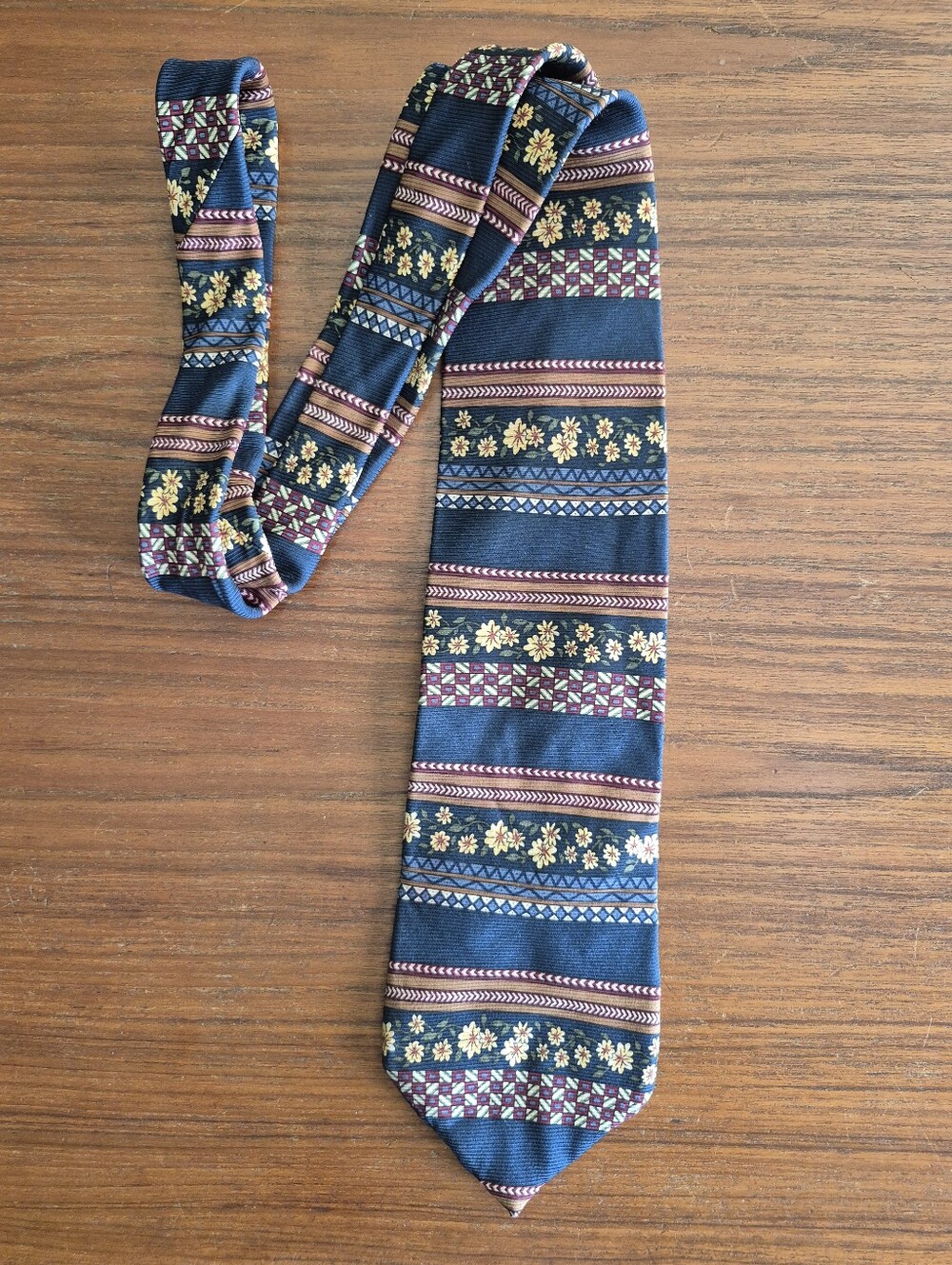 Brooks Brothers Navy Floral Tie